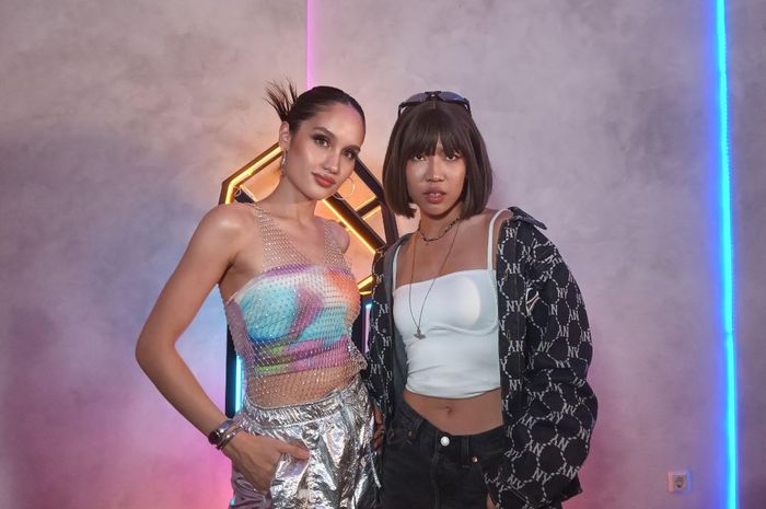 Cinta Laura dan Ramengvrl saat jumpa pers di kawasan Jakarta Selatan, Selasa (8/8/2023).