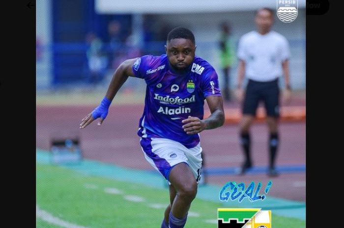 Pemain anyar Persib Bandung, Levy Madinda.