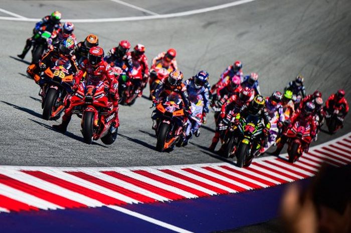 Para pembalap MotoGP menjalani sesi sprint race MotoGP Austria 2023 di Red Bull Ring, Sabtu (19/8/2023).