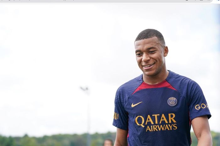 Drama transfer Kylian Mbappe sudah dimulai dengan Paris Saint-Germain dan Real Madrid mengalami perkembangan berbeda.