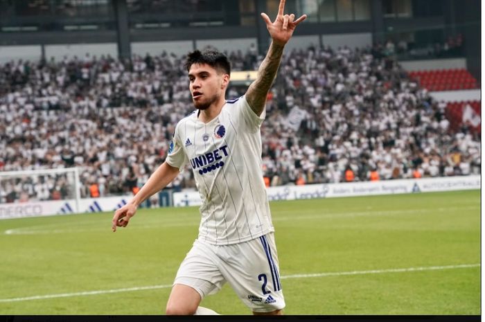 FC Copenhagen menang atas Rakow Czestochowa pada leg pertama play-off Liga Champions 2023-2024 yang diwarnai penampilan apik pemain keturunan Indonesia, Kevin Diks.