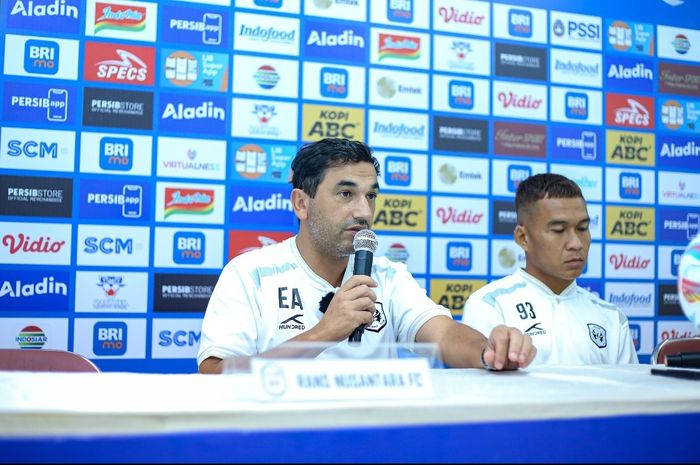 Pelatih Rans Nusantara FC, Eduardo Almedia