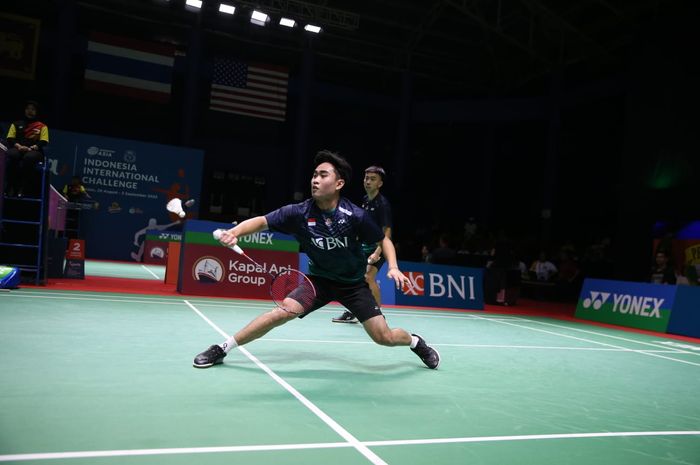 Pasangan ganda putra Indonesia, Muh Putra Erwiansyah/Patra Harapan Rindorindo, pada babak kedua Indonesia International Challenge 2023 di GOR Pancing, Medan, Sumatera Utara, Kamis (31/8/2023).