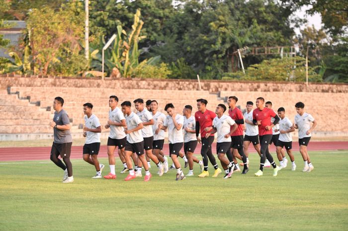 Skuad Timnas U-23 Indonesia menjalani sesi latihan jelang Kualifikasi Piala Asia U-23 2024.