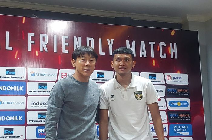 Shin Tae-yong dan Dendi Sulistyawan.