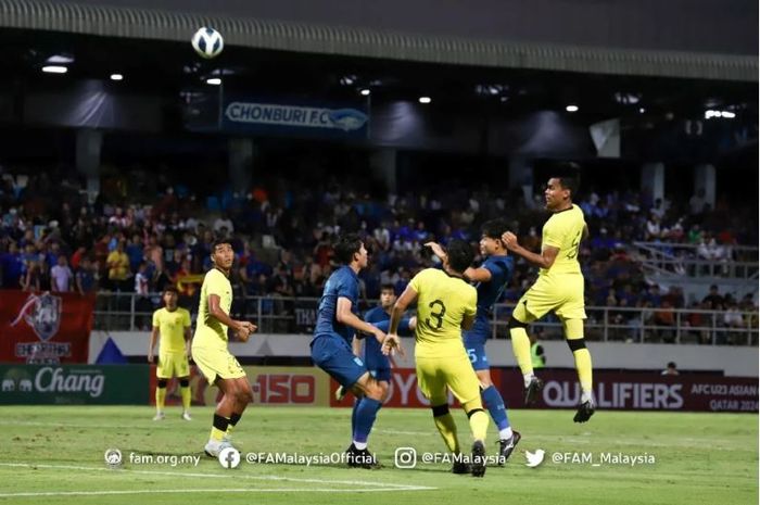 Suasana pertandingan Malaysia versus Thailand di Kualifikasi Piala Asia U-23 2024.