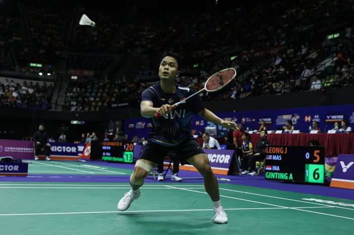 Pebulu tangkis tunggal putra Indonesia, Anthony Sinisuka Ginting, pada babak kedua  Hong Kong Open 2023 di Hong Kong Coliseum, Kamis (14/9/2023).