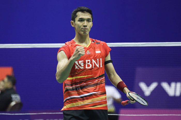 Pebulu tangkis tunggal putra Indonesia, Jonatan Christie, pada babak perempat final Hong Kong Open 2023 di Hong Kong Coliseum, Jumat (15/9/2023).