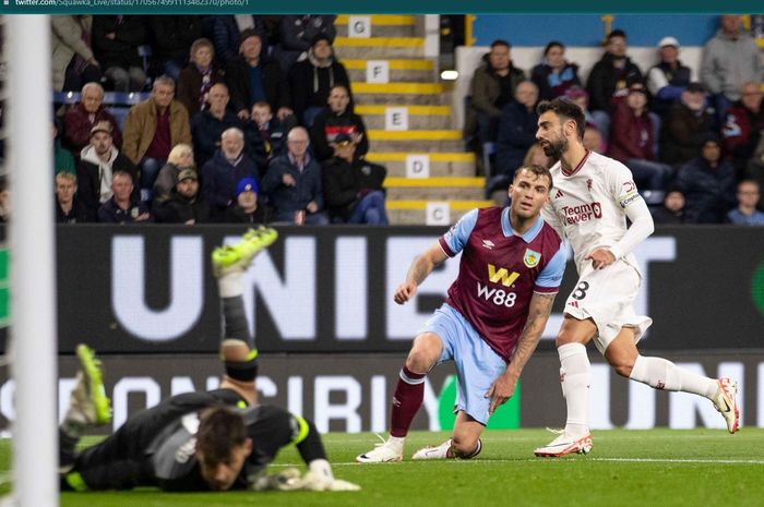 Bruno Fernandes menjadi penentu kemenangan Man United atas Burnley lewat golnya pada menit ke-45 di laga pekan ke-6 Liga Inggris 2023-2024.