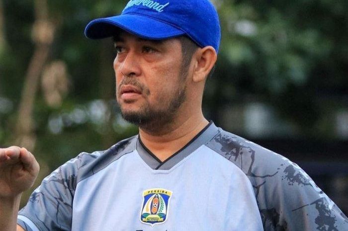 Nil Maizar Pelatih Persiba Balikpapan