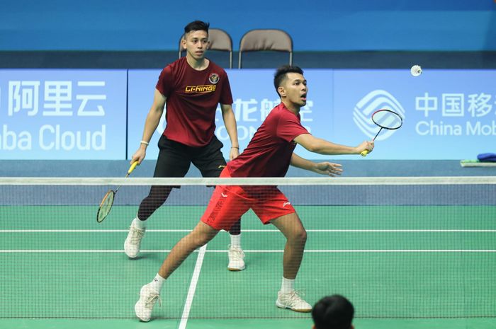 Pasangan ganda putra Indonesia, Fajar Alfian/Muhammad Rian Ardianto, pada latihan perdana menjelang Asian Games 2022 di Binjiang Gymnasium, Hangzhou, China 