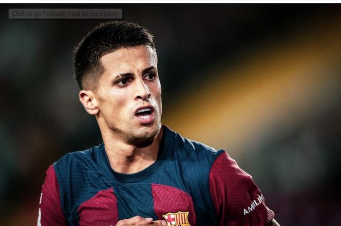 Bek sayap anyar Barcelona, Joao Cancelo.