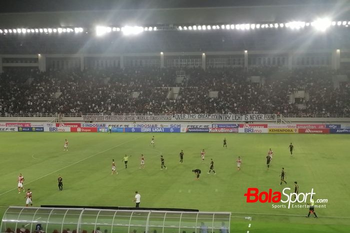 Suasana pertandingan Persis Solo vs Persija Jakarta di Stadion Manahan, Solo, Sabtu (30/9/2023) dalam lanjutan pekan ke-14 Liga 1 2023/2024