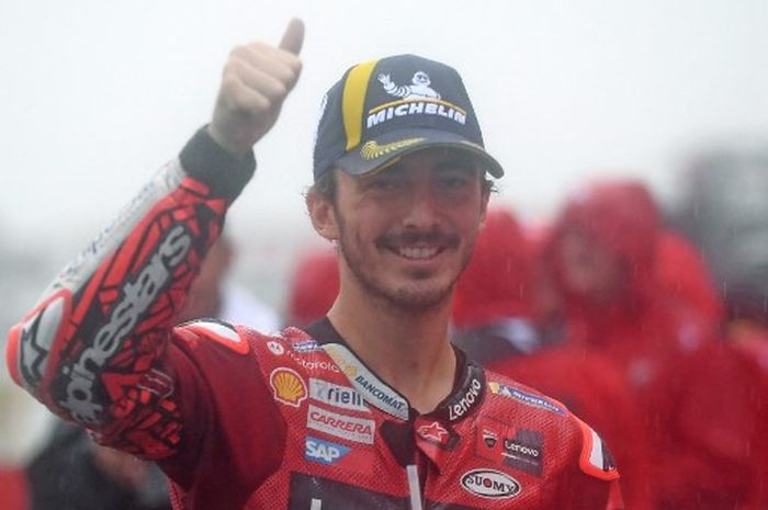 Pembalap Ducati Lenovo, Francesco Bagnaia, bereaksi setelah finis kedua pad balapan MotoGP Jepang 2023 di Sirkuit Motegi, Minggu (1/10/2023).