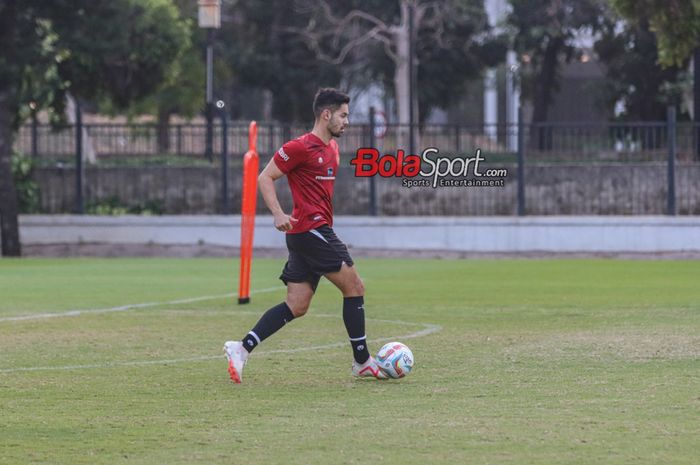 Sandy Walsh mengaku rela posisinya diubah oleh Shin Tae-yong di timnas Indonesia. Dengan syarat dia bisa mendapatkan menit bermain.