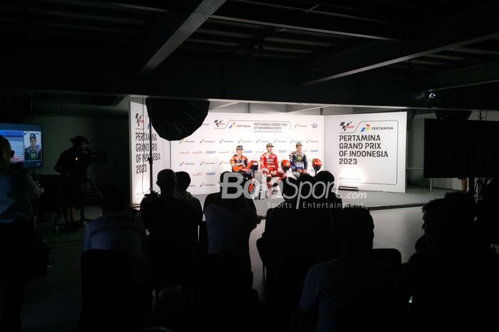 Suasana konferensi pers usai MotoGP Indonesia 2023 di Sirkuit Mandalika, Minggu (15/10/2023)