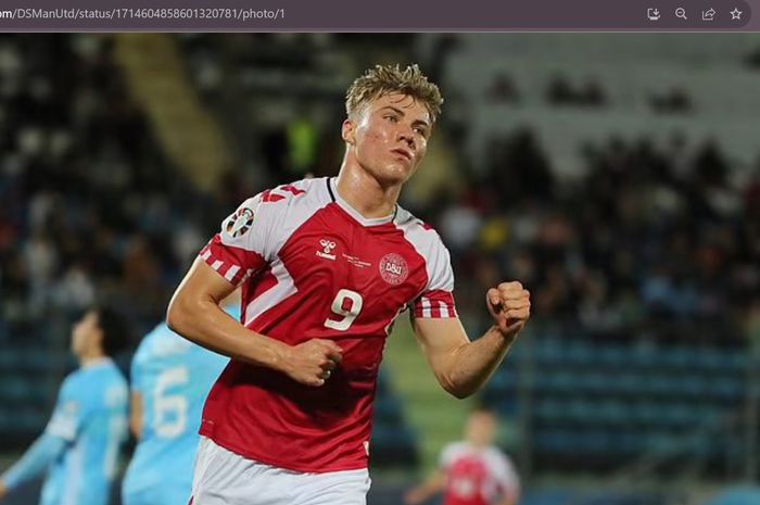 Penyerang timnas Denmark, Rasmus Hojlund, merayakan gol ke gawang timnas San Marino dalam ajang Kualifikasi EURO 2024, Selasa (17/10/2023).