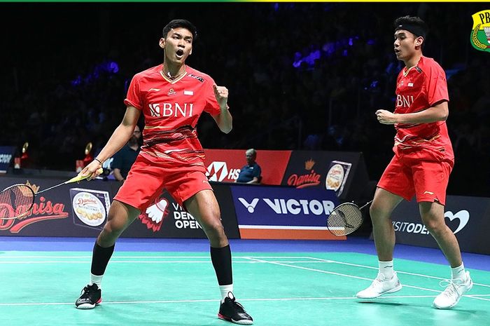 Ganda putra Indonesia, Muhammad Shohibul Fikri/Bagas Maulana, saat tampil pada babak pertama Denmark Open 2023 di Jyske Bank Arena, Odense, Denmark, 18 Oktober 2023.