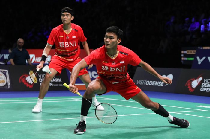 Ganda putra Indonesia, Muhammad Shohibul Fikri/Bagas Maulana saat tampil pada babak pertama Denmark Open 2023, Rabu (18/10/2023)