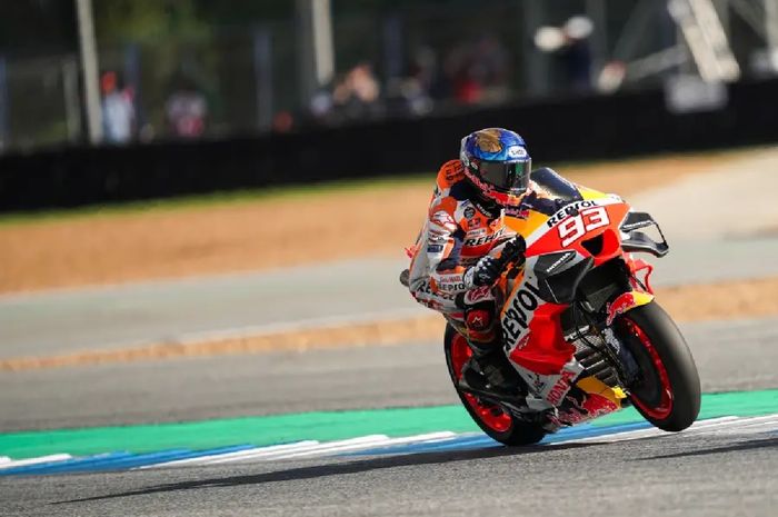 Pembalap Repsol Honda, Marc Marquez, pada Sprint Race MotoGP Thailand 2023 di Sirkuit Buriram pada Sabtu, 28 Oktober 2023