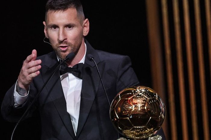 Jurnalis Spanyol, Edu Aguirre, menyebut bahwa kemenangan Lionel Messi dalam ajang Ballon d'Or 2023 sudah ditentukan sejak awal.