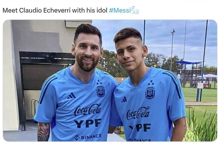 Titisan Lionel Messi di timnas Argentina, Claudio Echeverri (kanan), termasuk satu pemain yang dimata-matai Barcelona pada Piala Dunia U-17 2023 di Indonesia.