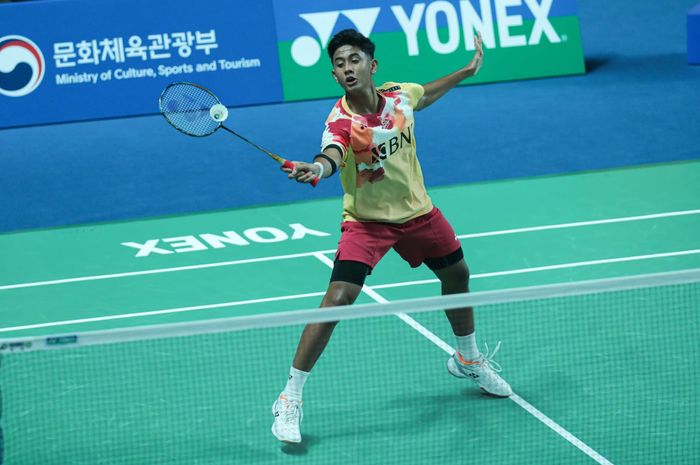 Tunggal putra Indonesia, Alwi Farhan, saat tampil pada babak 16 besar dari kualifikasi Korea Masters 2023 di Gwangju Women's University Stadium, Gwangju, Korea Selatan, 7 November 2023.