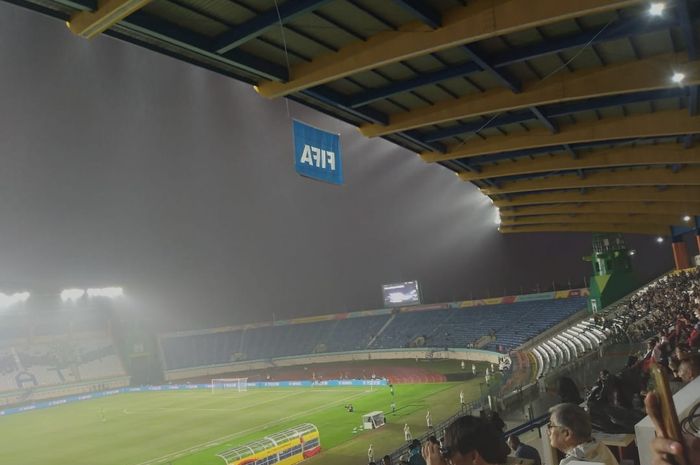 Suasana pertandingan Jepang Vs Polandia di Piala Dunia U-17 2023