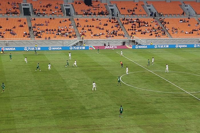 Suasana pertandingan antara Timnas U-17 Amerika Serikat vs Timnas U-17 Burkina Faso di Piala Dunia U-17 2023.