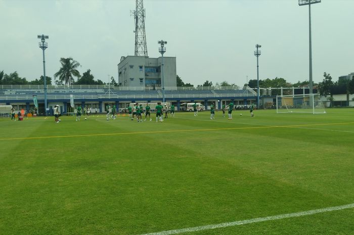 Suasana latihan timnas U-17 Meksiko di Lapangan Sidolig Bandung pada Jumat (17/11/2023) pagi hari WIB.