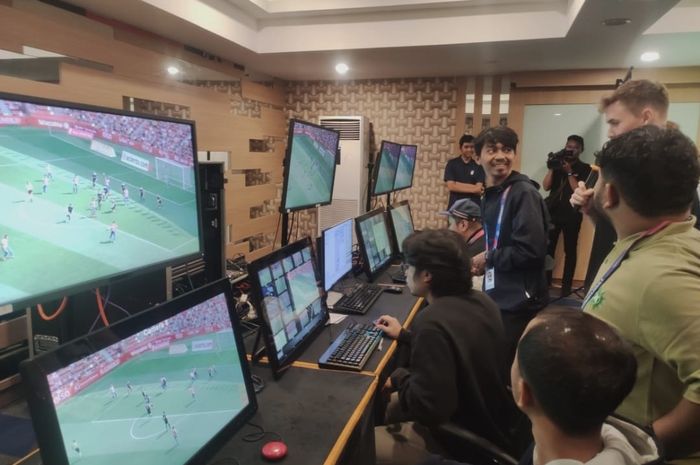 PT LIB melakukan pelatihan terhadap Replay Operation (RO) untuk pemakaian VAR di Liga 1 2023/2024