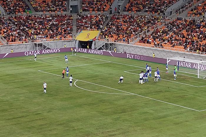 Suasana pertandingan Inggris Vs Brasil di matchday ketiga grup C Piala Dunia U-17 2023, di Jakarta International Stadium (JIS), Jumat (17//11/2023).