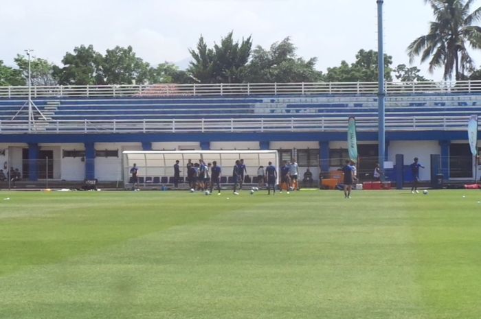 Suasana latihan timnas U-17 Amerika Serikat di Lapangan Sidolig, Bandung pada Senin (20/11/2023).