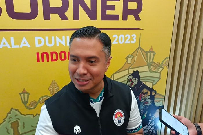 Tenaga ahli Kemenpora, Hamdan Hamedan, di Information Center Piala Dunia U-17 2023, Sabtu (2/12/2023). 