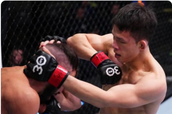 Aksi ganas petarung peng-KO jagoan Indonesia muncul di UFC Vegas 83.