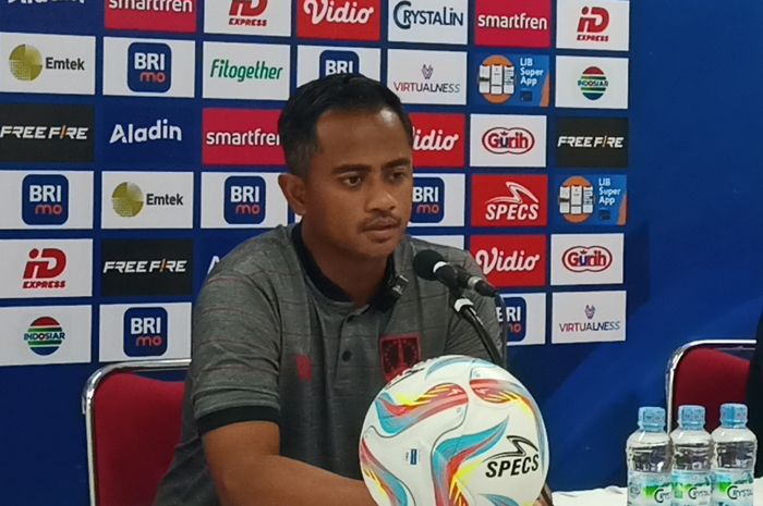 Caretaker Persis, Tithan Suryata