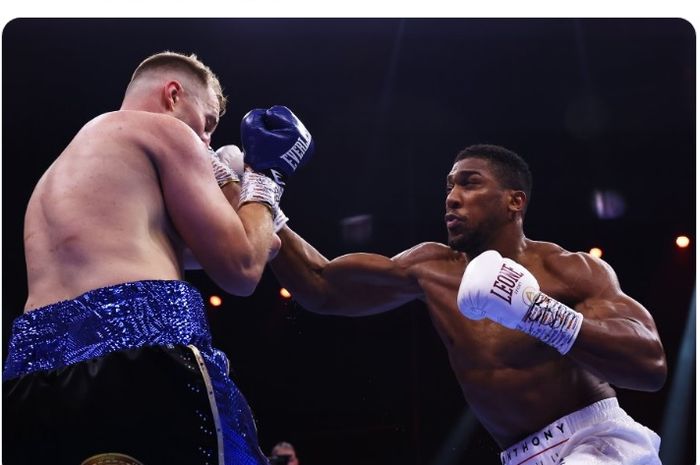 Anthony Joshua habisi Otto Wallin yang merupakan petinju gacoan eks pelatih Mike Tyson, Teddy Atlas.