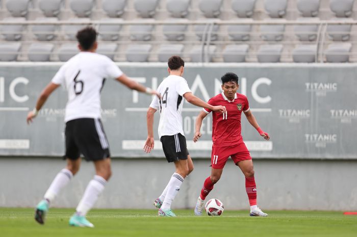 Dendy Sulistyawan saat membela timnas Indonesia vs Libya di Turki, Selasa (2/1/2024).