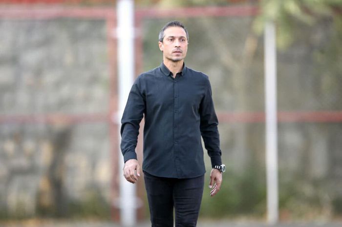 Mantan pemain Timnas Iran, Farzad Ashoubi.