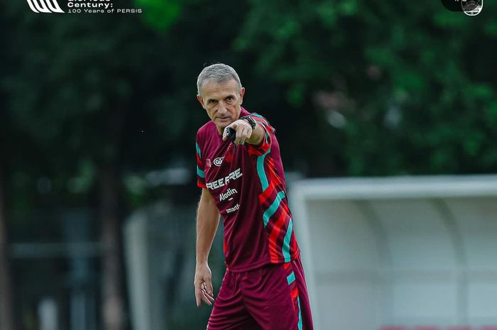 Pelatih Persis, Milomir Seslija