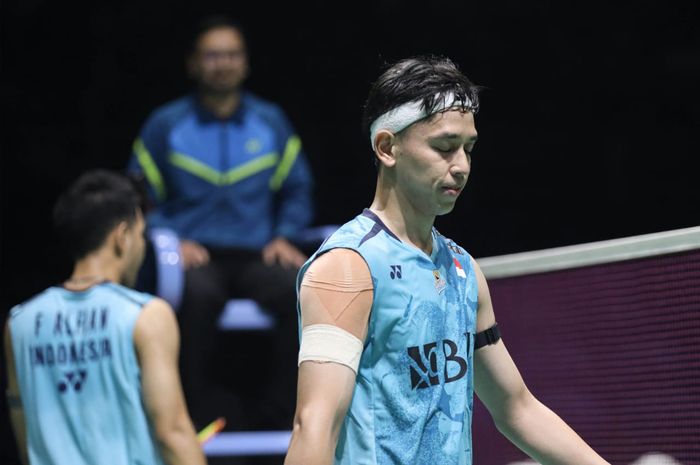 Ganda putra terbaik Indonesia, Fajar Alfian/Muhammad Rian Ardianto kalah di babak perempat final Malaysia Open 2024 di Axiata Arena, Kuala Lumpur, Malaysia, Jumat (12/1/2024)