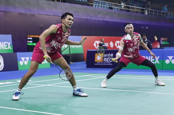 Pasangan ganda putra Indonesia, Fajar Alfian/Muhammad Rian Ardianto, pada babak kedua India Open 2024 di di K.D.Jadhav Indoor Hall, Indira Gandhi Sports Complex, New Delhi, Kamis (18/1/2024).