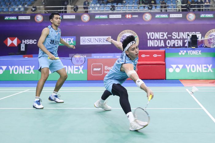 Pasangan ganda putra Indonesia, Fajar Alfian/Muhammad Rian Ardianto, pada babak perempat final India Open 2024 di K.D Jadhav Indoor Hall, New Delhi, India, Jumat (19/1/2024).