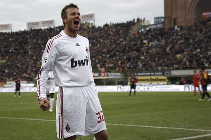 Gelandang David Beckham merayakan gol pertamanya untuk AC Milan yang dicetak pada 25 Januari 2009.