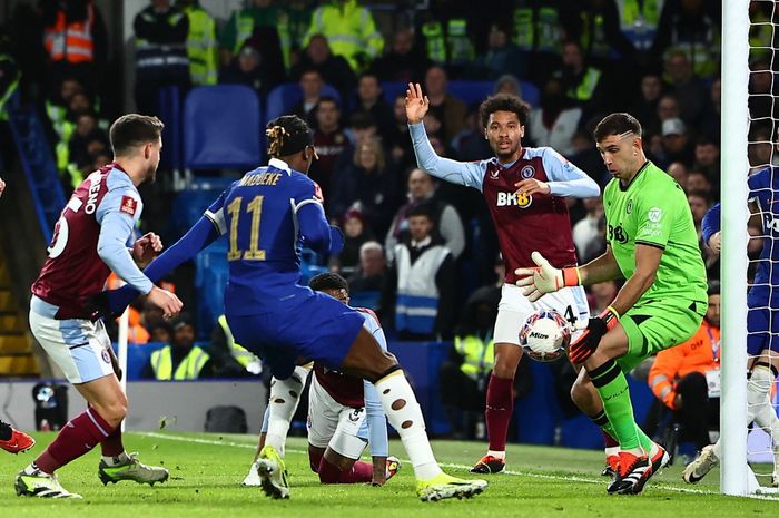 Chelsea dan Aston Villa bermain seri 0-0 pada putaran keempat Piala FA 2023-2024 yang berlangsung di Stamford Bridge, Jumat (26/1/2024) atau Sabtu dini hari WIB.