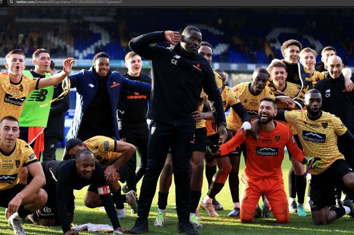 Klub non-liga, Maidstone United, berhasil lolos ke babak 16 besar Piala FA 2023-2024 usai mengalahkan tim Elkan Baggott, Ipswich Town.