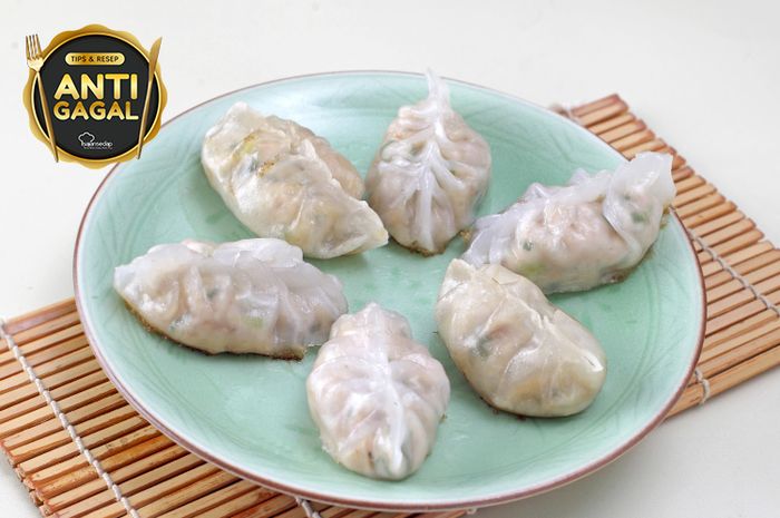 Biar Tak Bosan Menyantap Dimsum Sebagai Makanan Wajib Imlek, Kreasikan Dengan Resep Gyoza Ikan Jamur Ini - Sajian Sedap