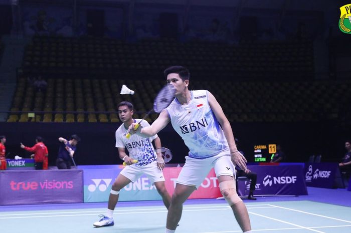 Aksi ganda putra Indonesia, Rahmat Hidayat/Yeremia Erich Yoche Rambitan, saat tampil pada babak pertama Thailand Masters 2024 di Bangkok, Thailand, 31 Januari 2024. 