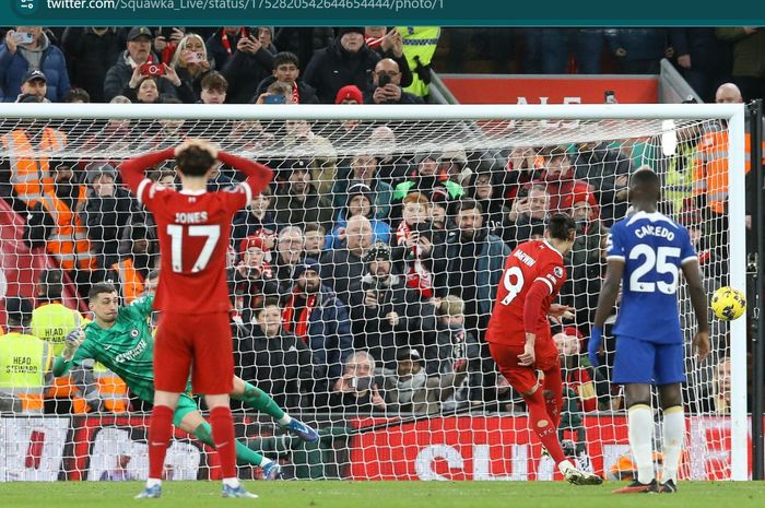 Dua gelandang milik Chelsea dikabarkan menutup sementara akun sosial media milik mereka imbas dari kekalahan telak kontra Liverpool.