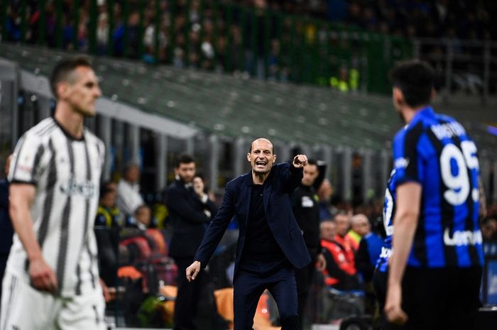 Reaksi Massimiliano Allegri dalam partai Inter Milan vs Juventus di San Siro (26/4/2023).